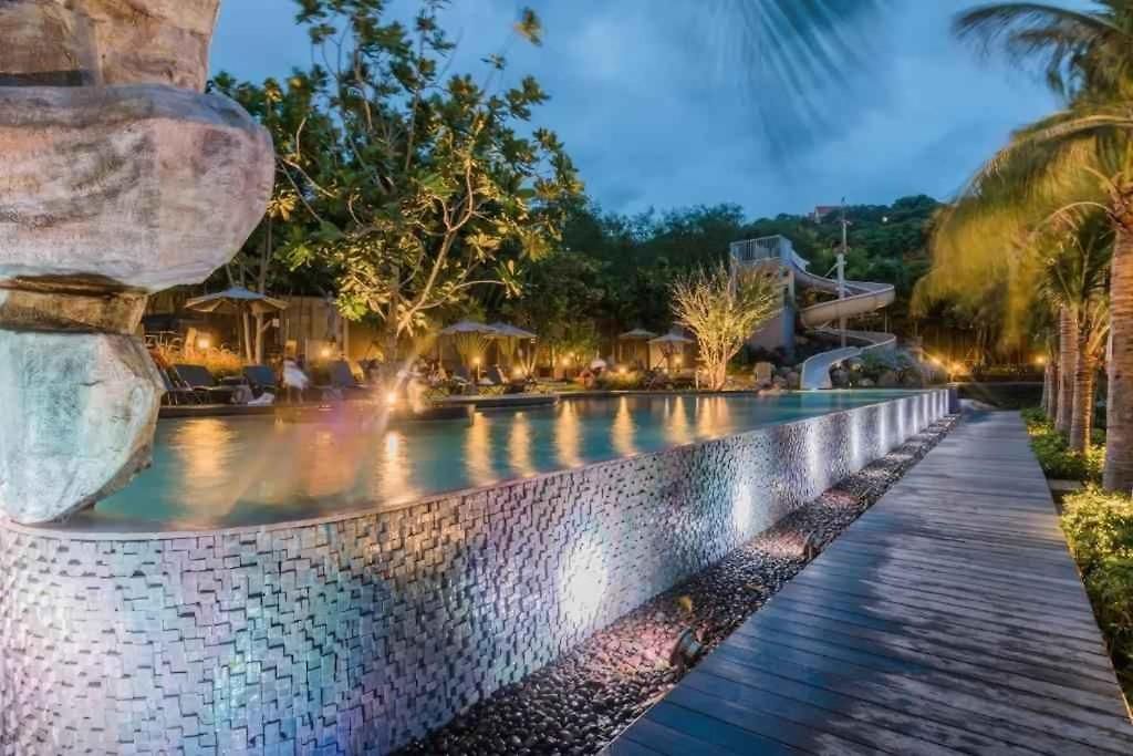 High Floor 2br Sea View Prime Location *