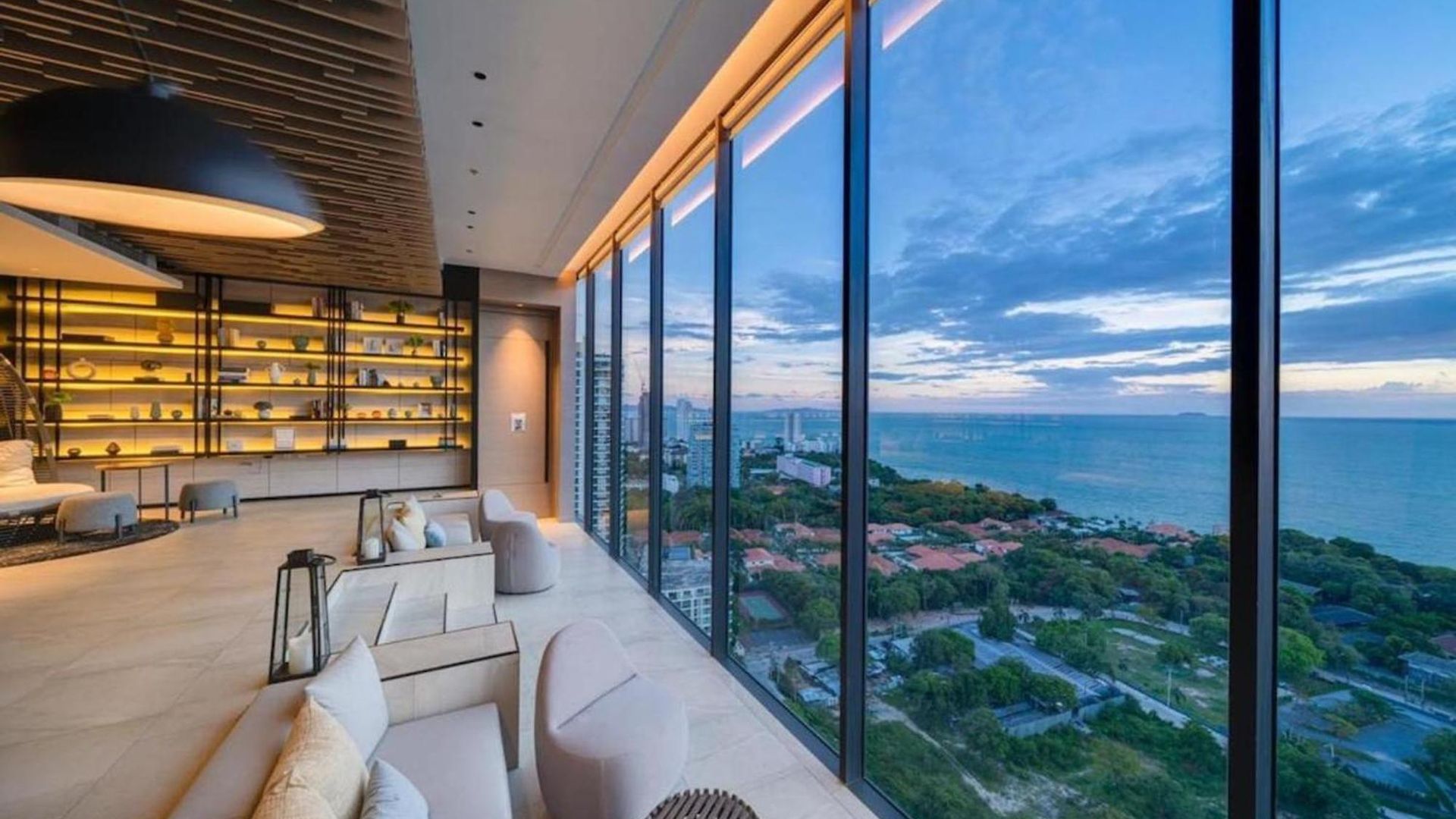 Apartment Sea View Great Location Front *