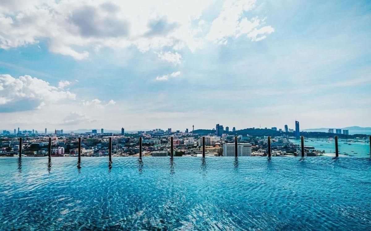 Apartment Sea View 2 Bed Location *