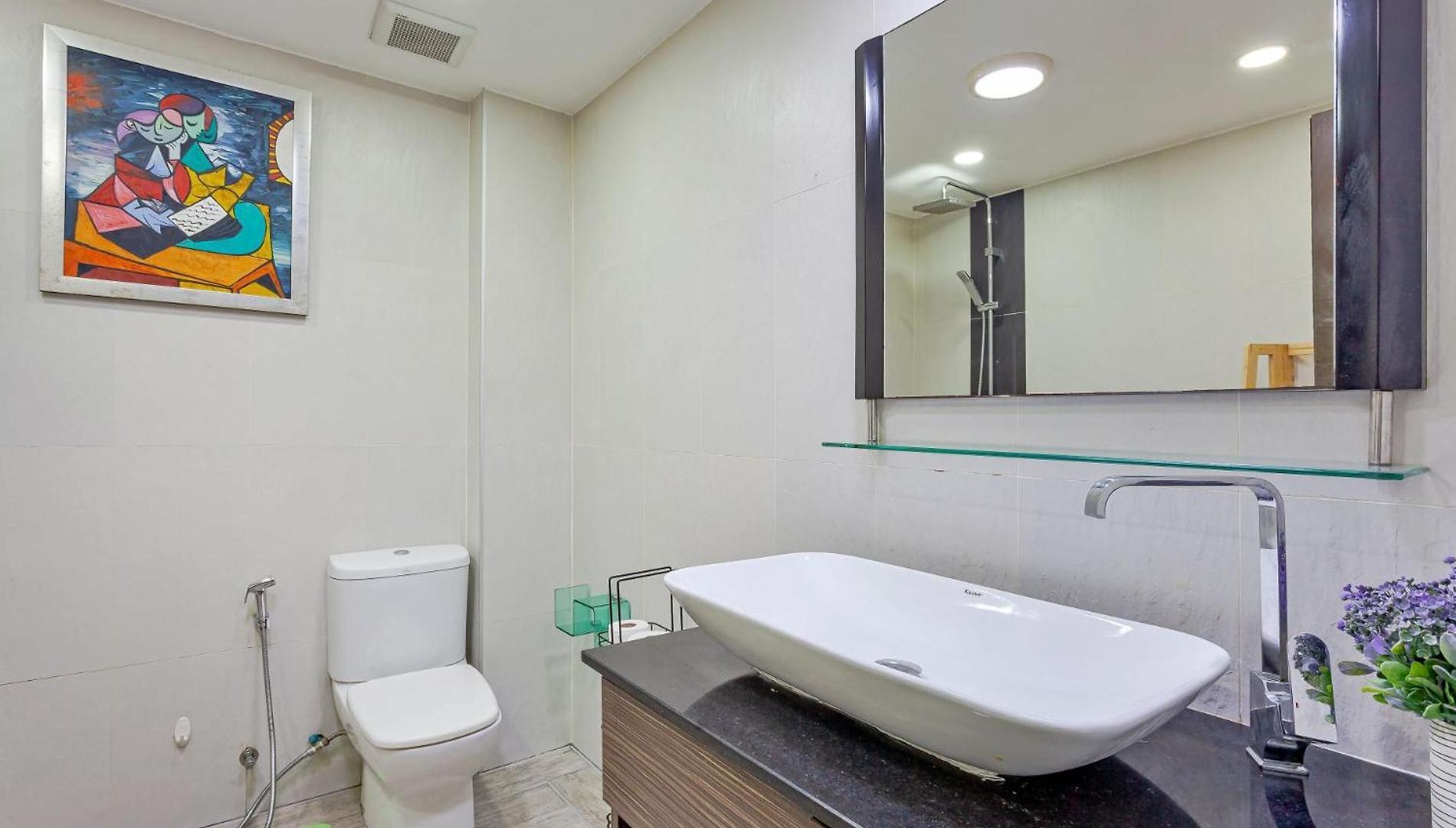 Pratumnak Hill Penthouse 2br Sea View Apartment