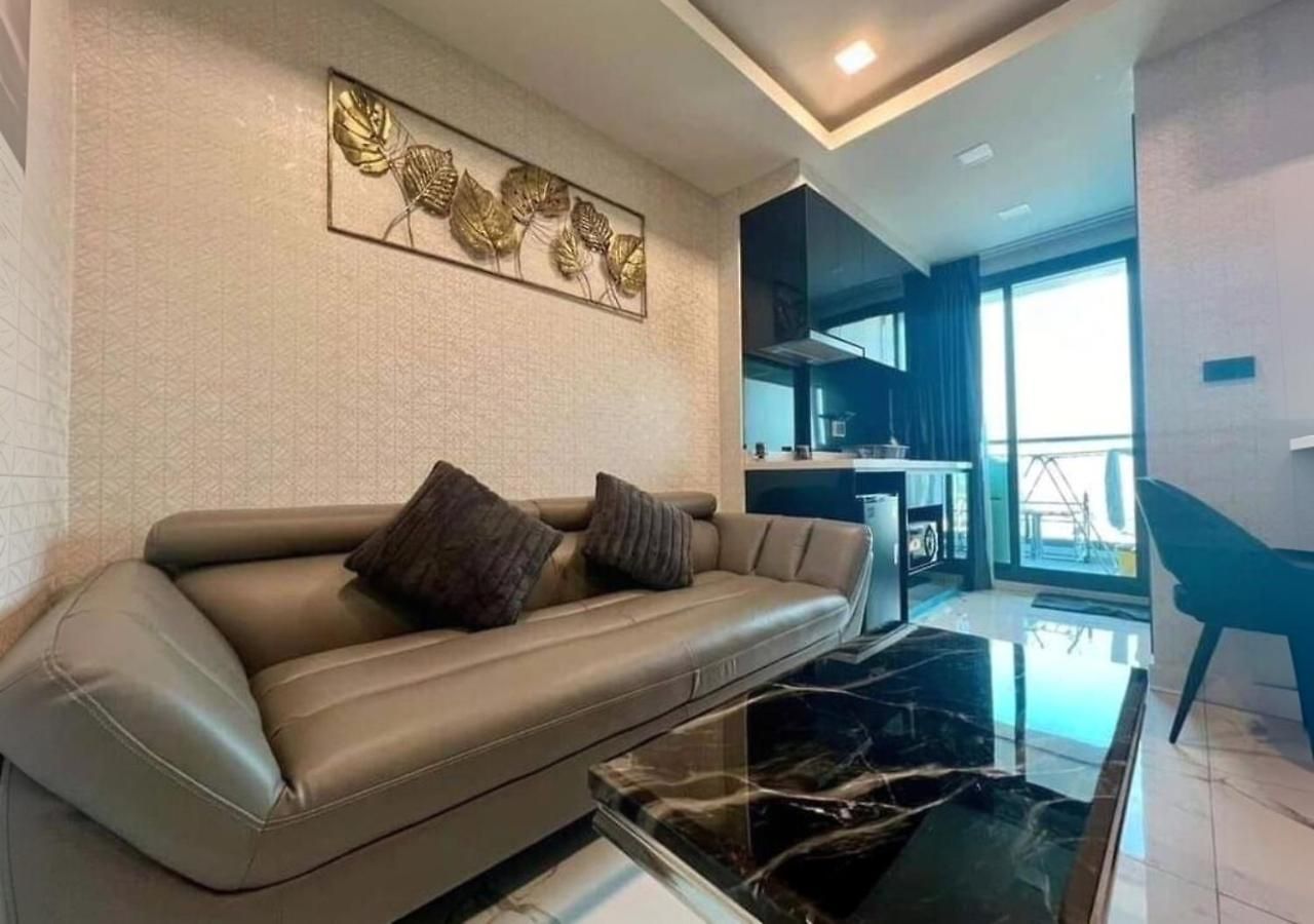 市中心高端公寓arcadia Millennium Tower Pattaya