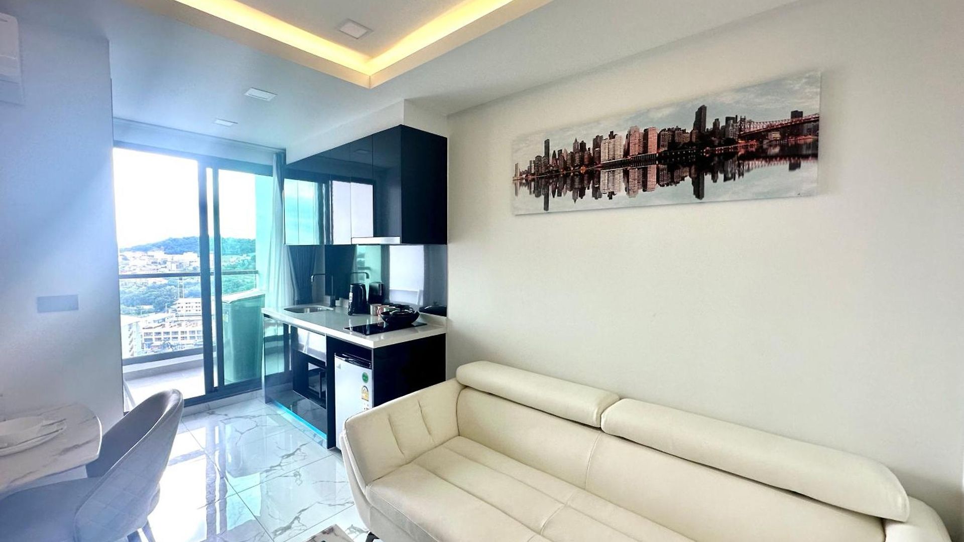市中心高端公寓arcadia Millennium Tower Apartment