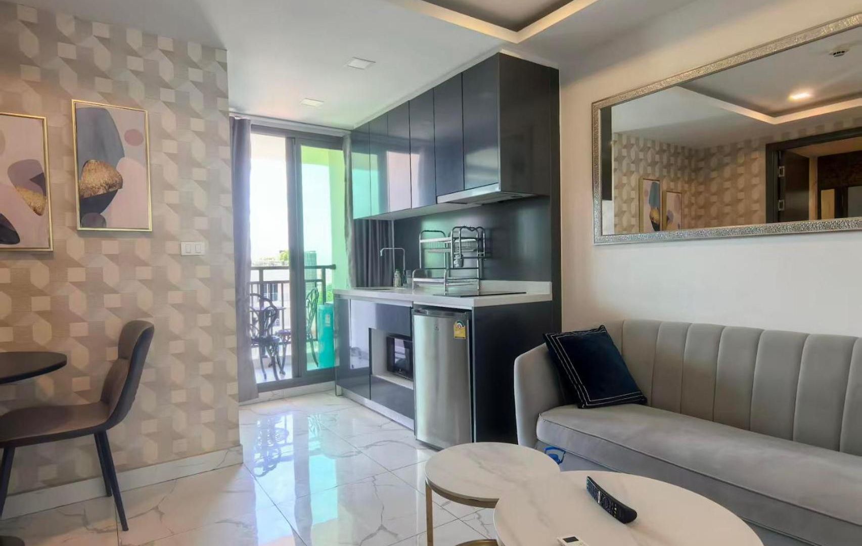 Apartment 市中心高端公寓arcadia Millennium Tower Pattaya
