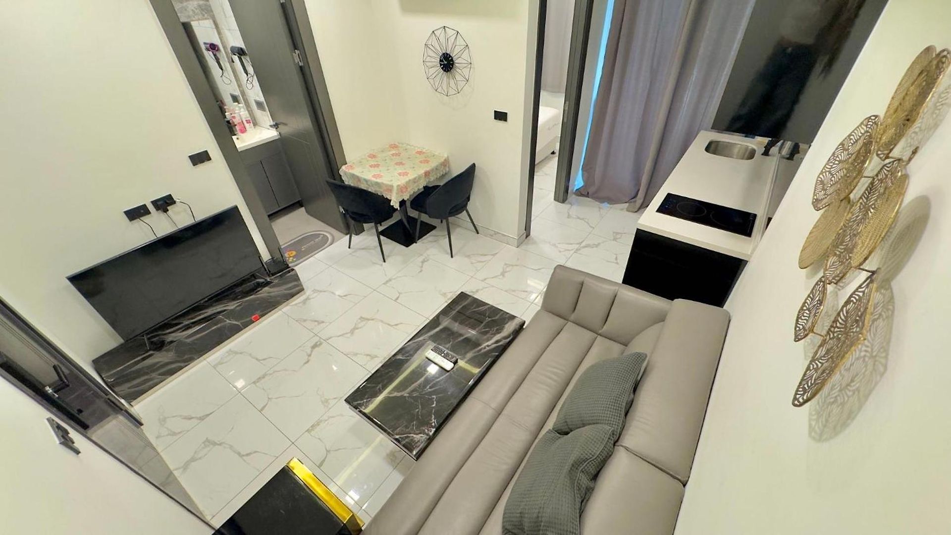 Apartment Arcadia Millennium Tower *