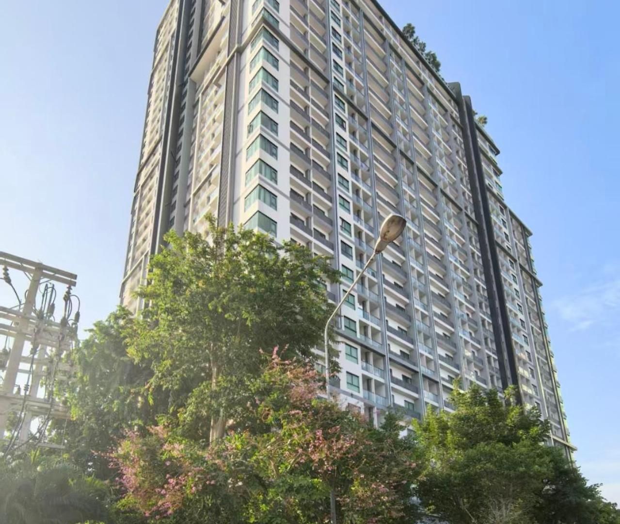 市中心高端公寓arcadia Millennium Tower
