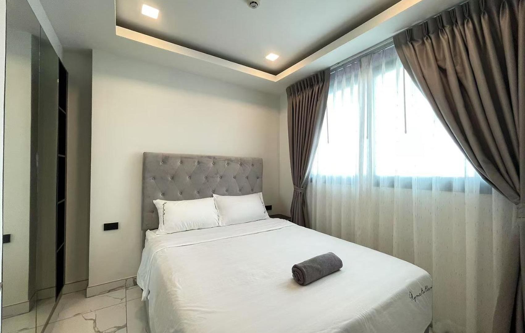 Arcadia Millennium Tower Apartment