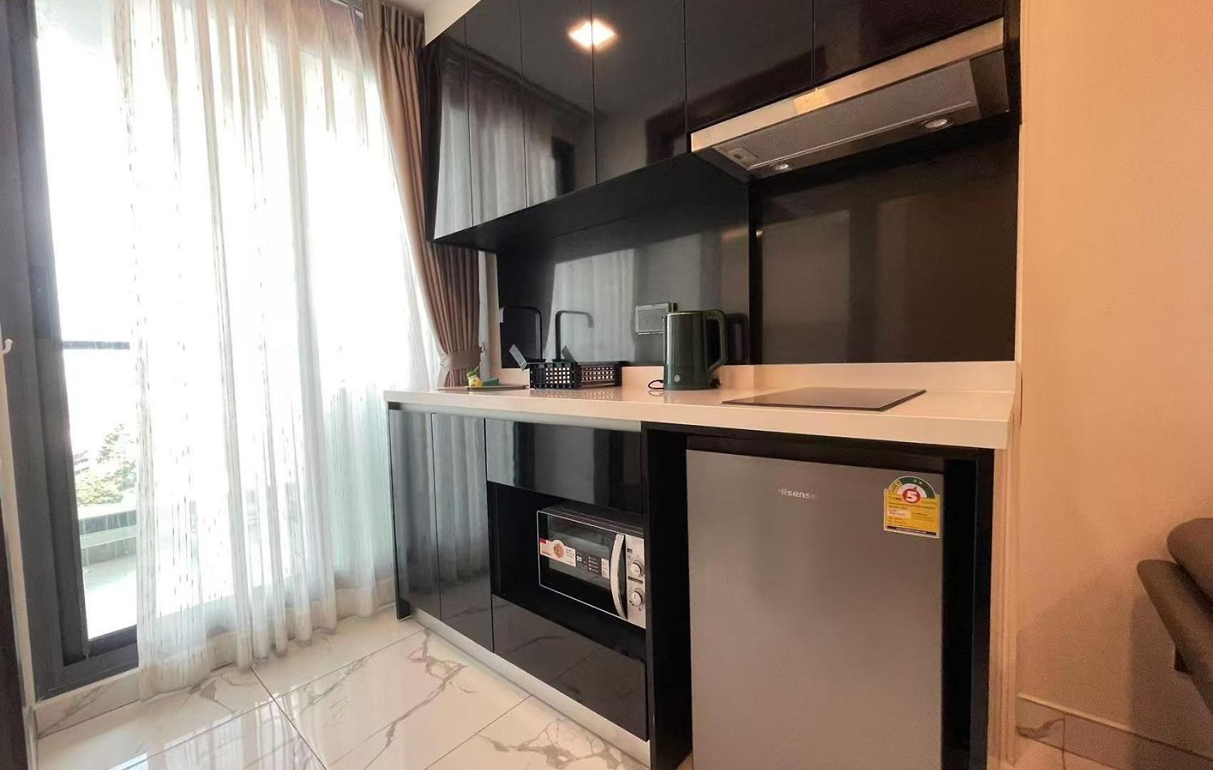 Arcadia Millennium Tower Apartment