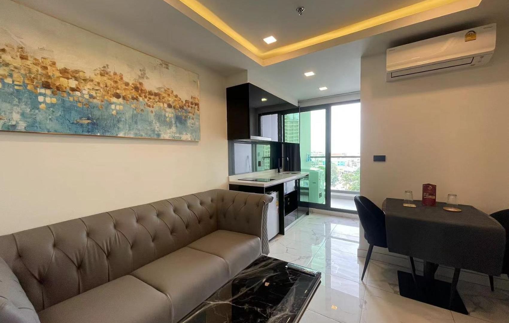 Arcadia Millennium Tower Pattaya