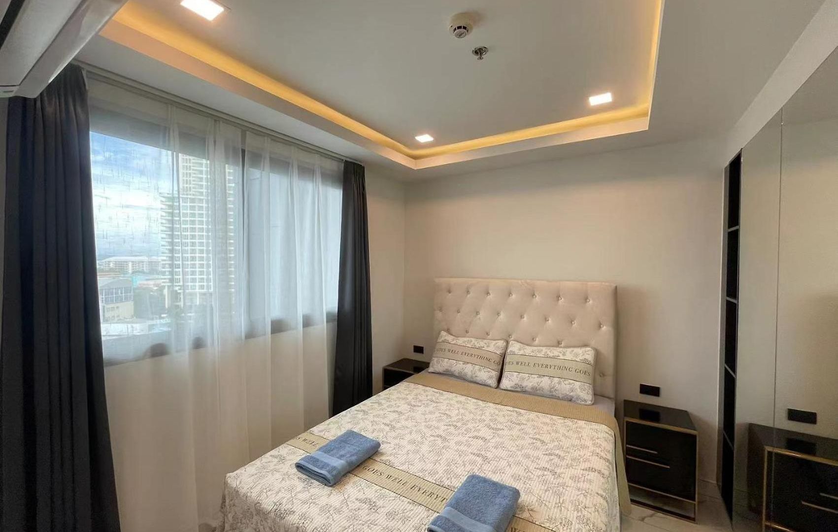 Arcadia Millennium Tower Apartment