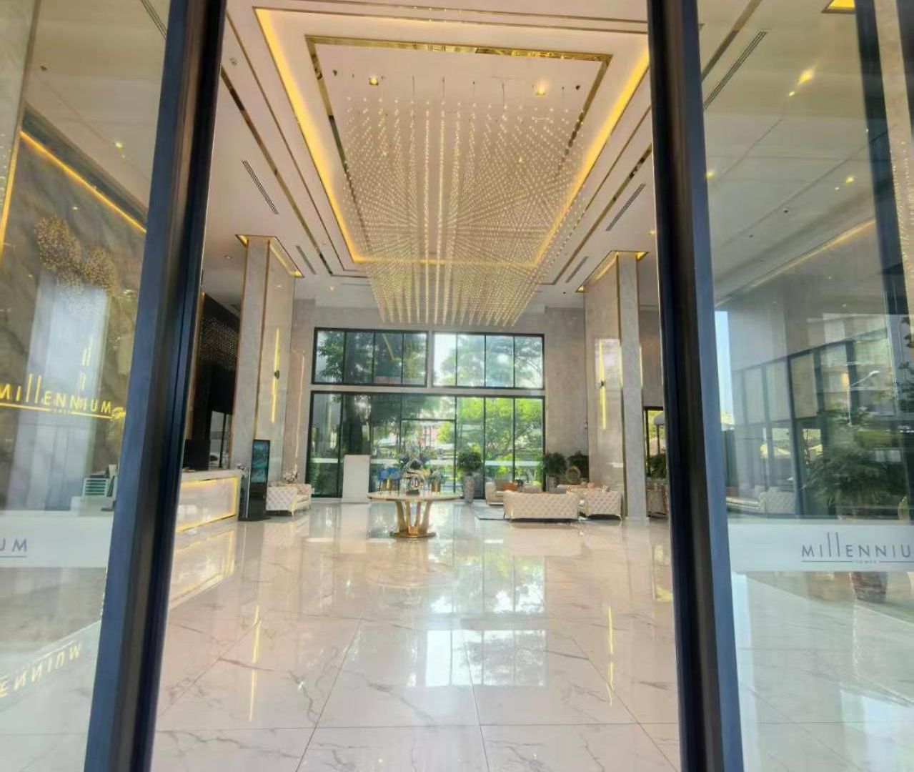 市中心高端公寓arcadia Millennium Tower Apartment