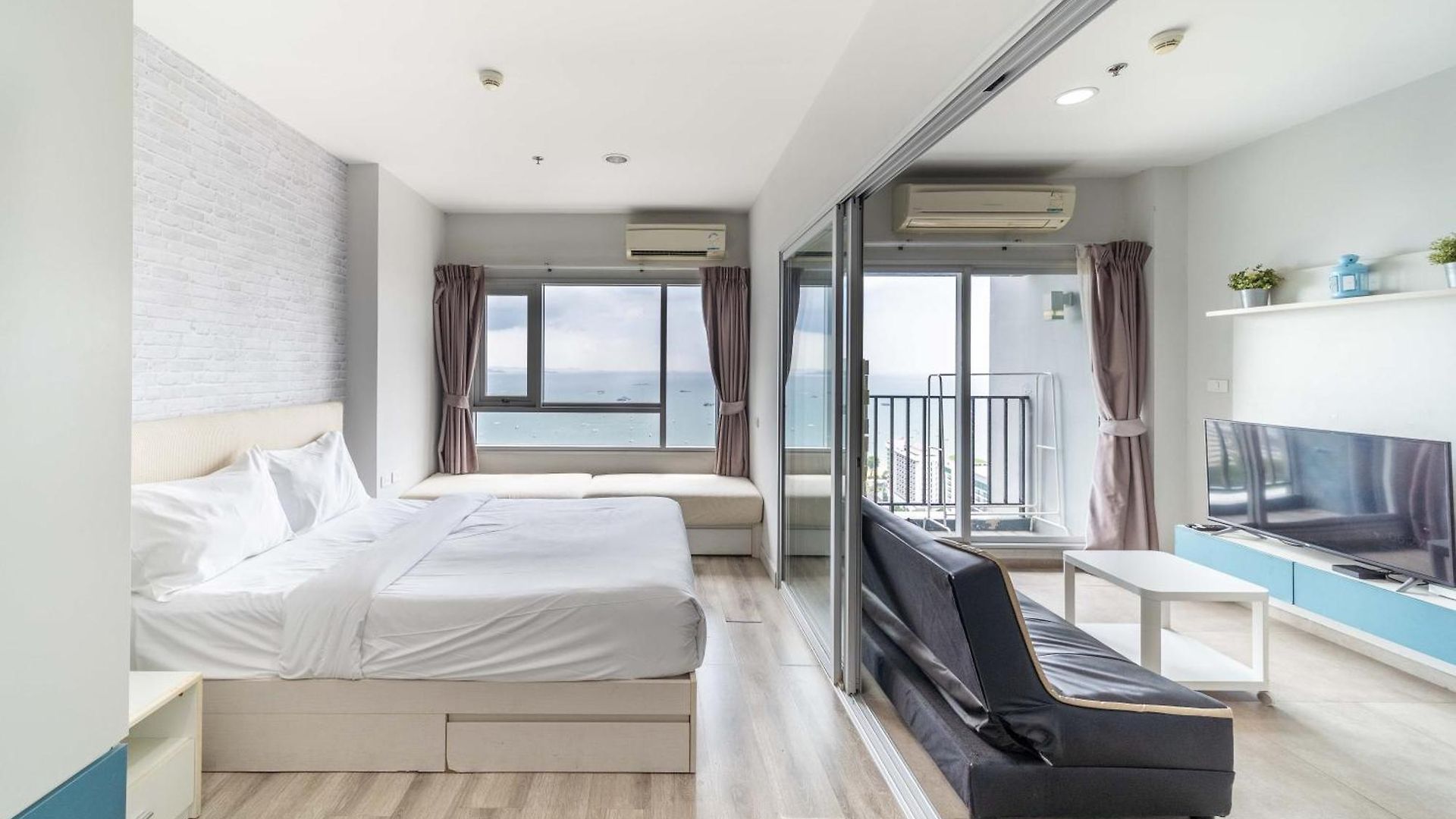 Apartment Muxa 市中心海景公寓 无边泳池近海滩 Pattaya