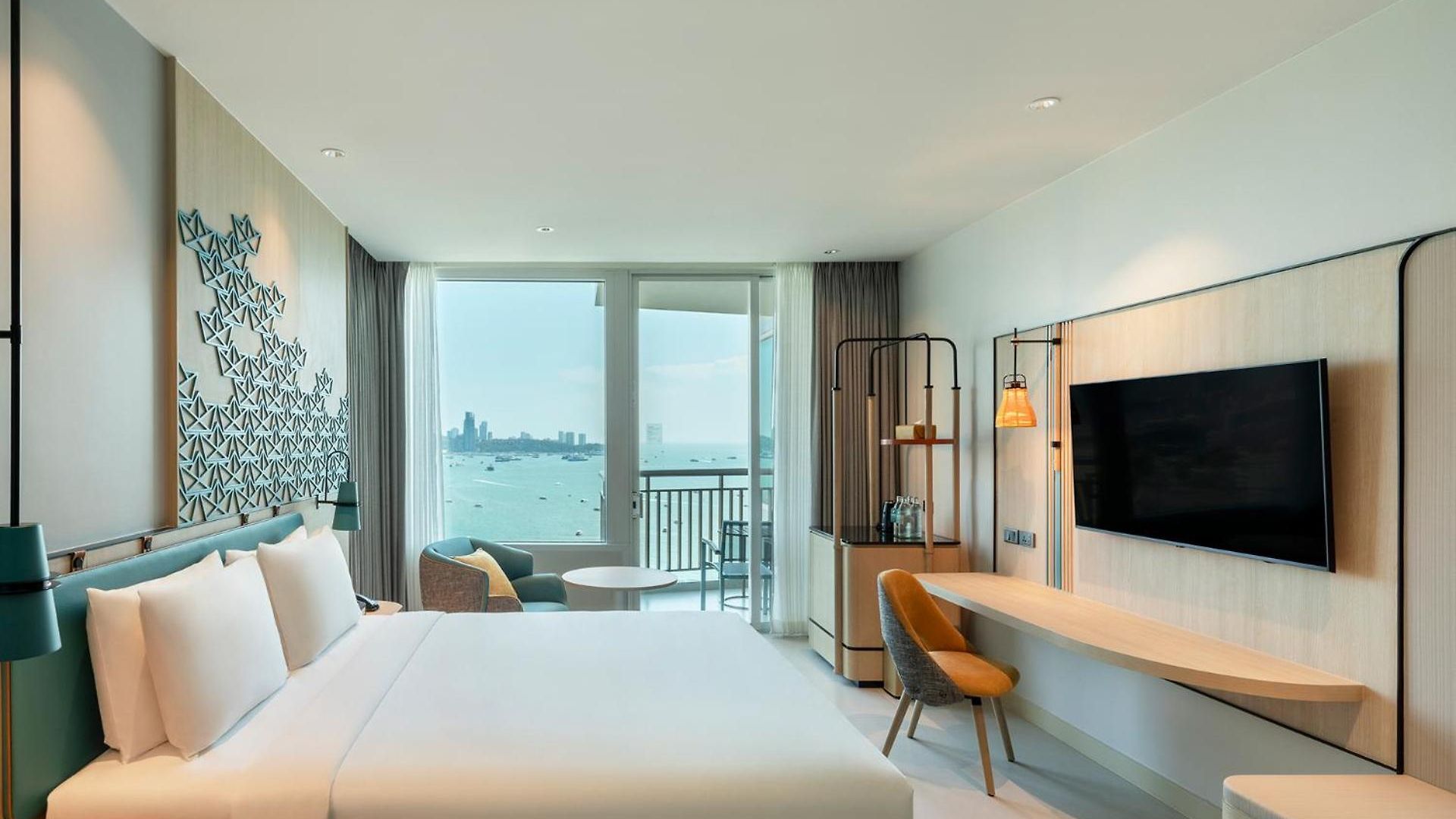 By Ihg 5* Pattaya