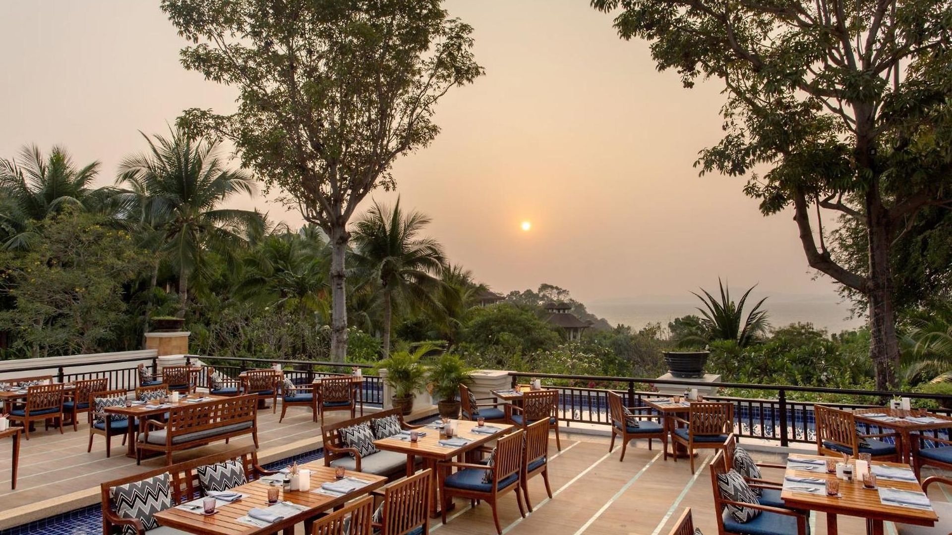 Intercontinental By Ihg Pattaya