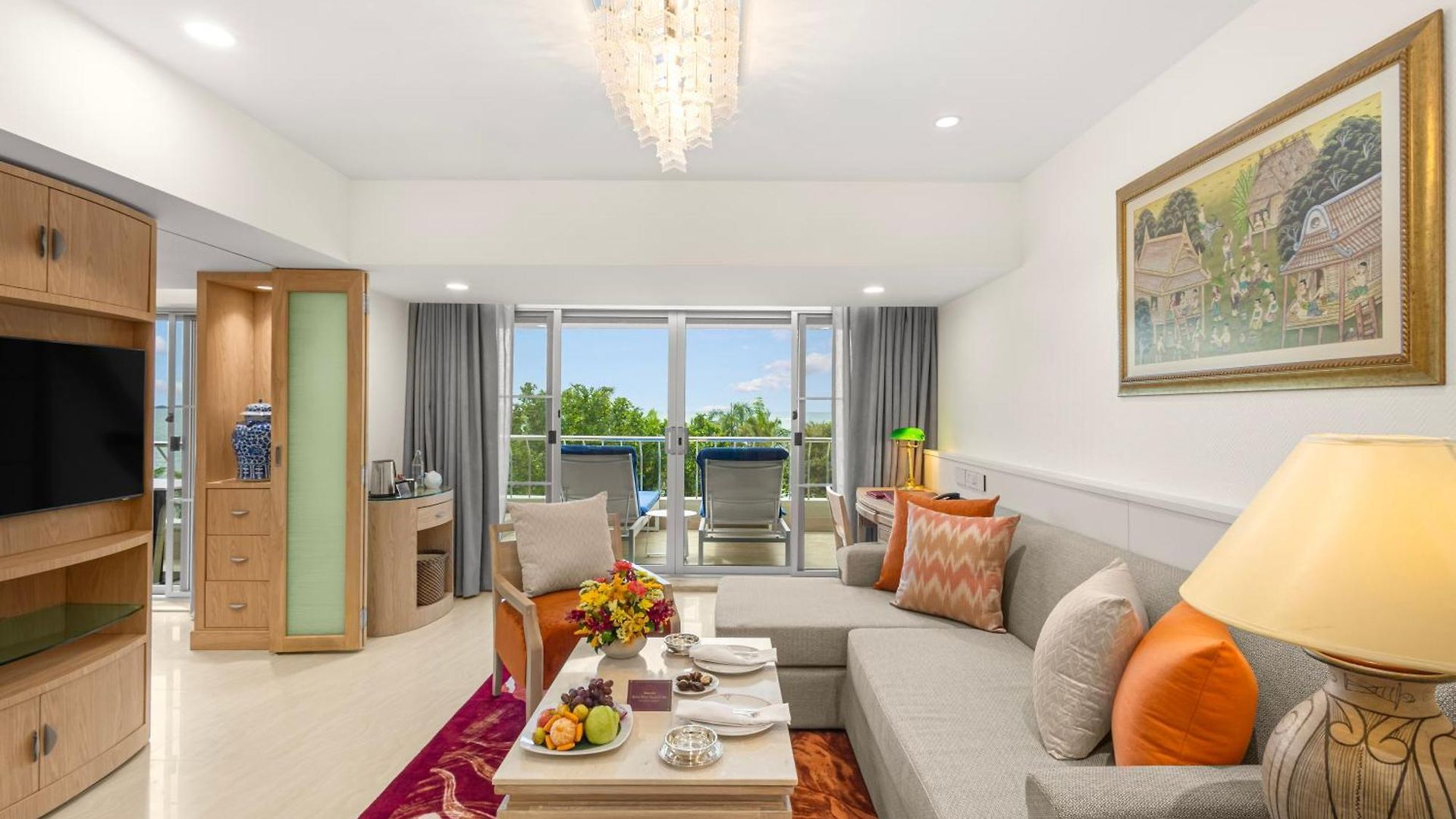 Royal Wing & โรงแรม Pattaya