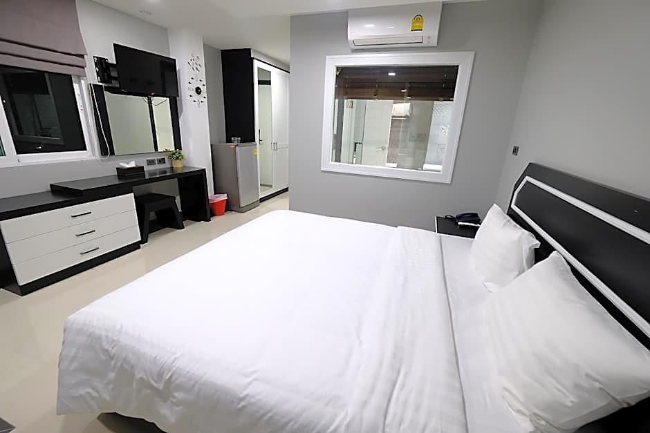 The Tung โรงแรม