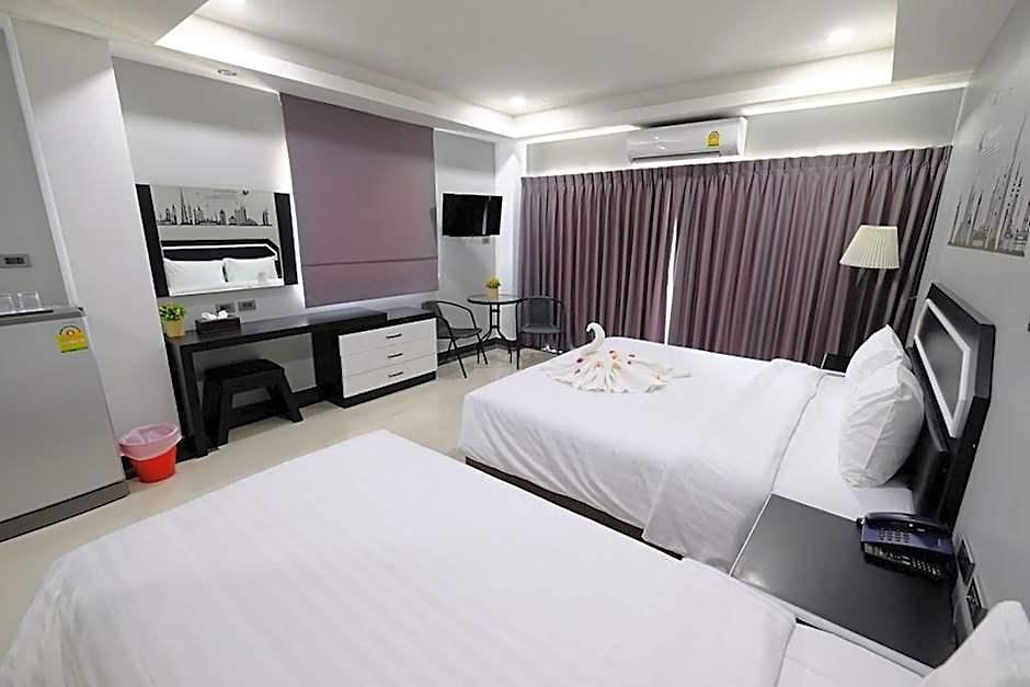 โรงแรม The Tung 3*