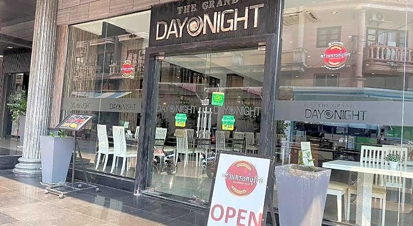 โรงแรม The Grand Day Night Pattaya