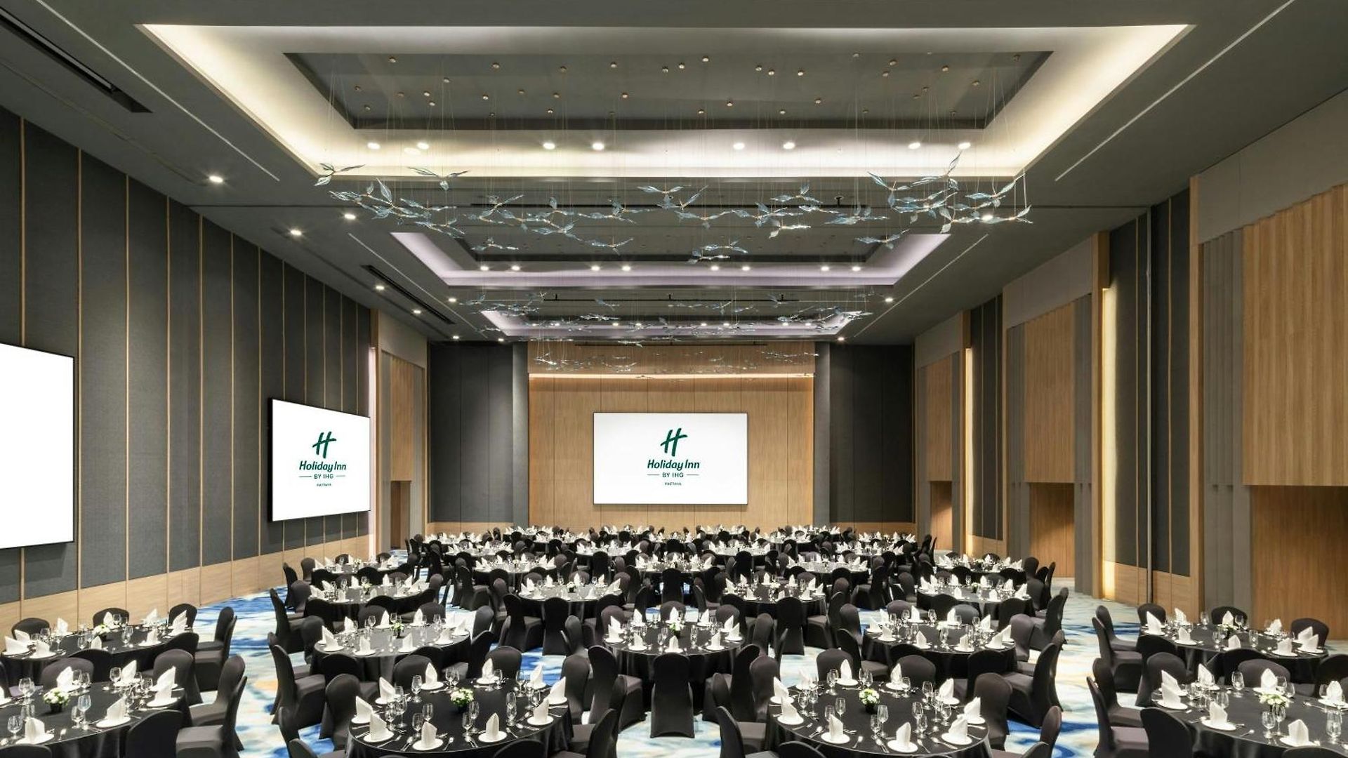 Hotel By Ihg Pattaya