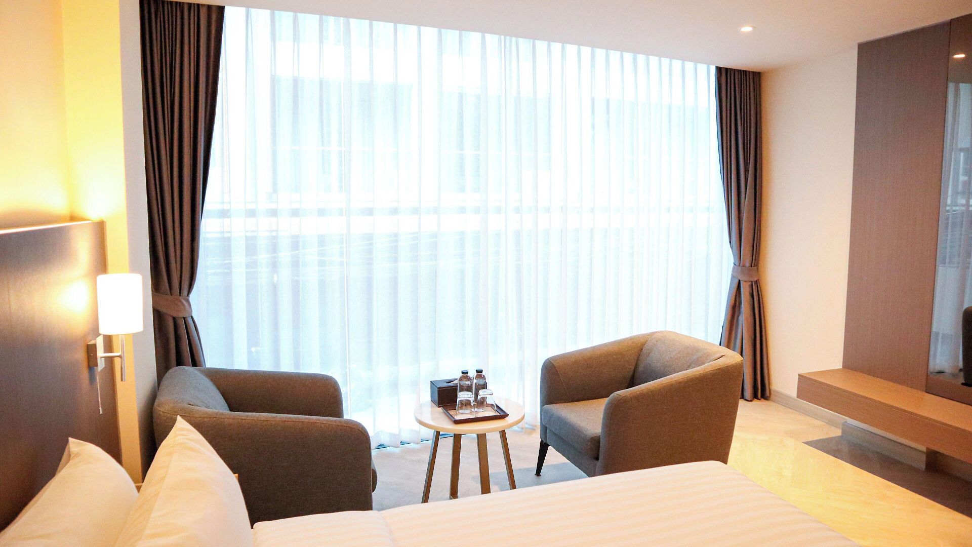 The One Cozy Living โรงแรม 4*