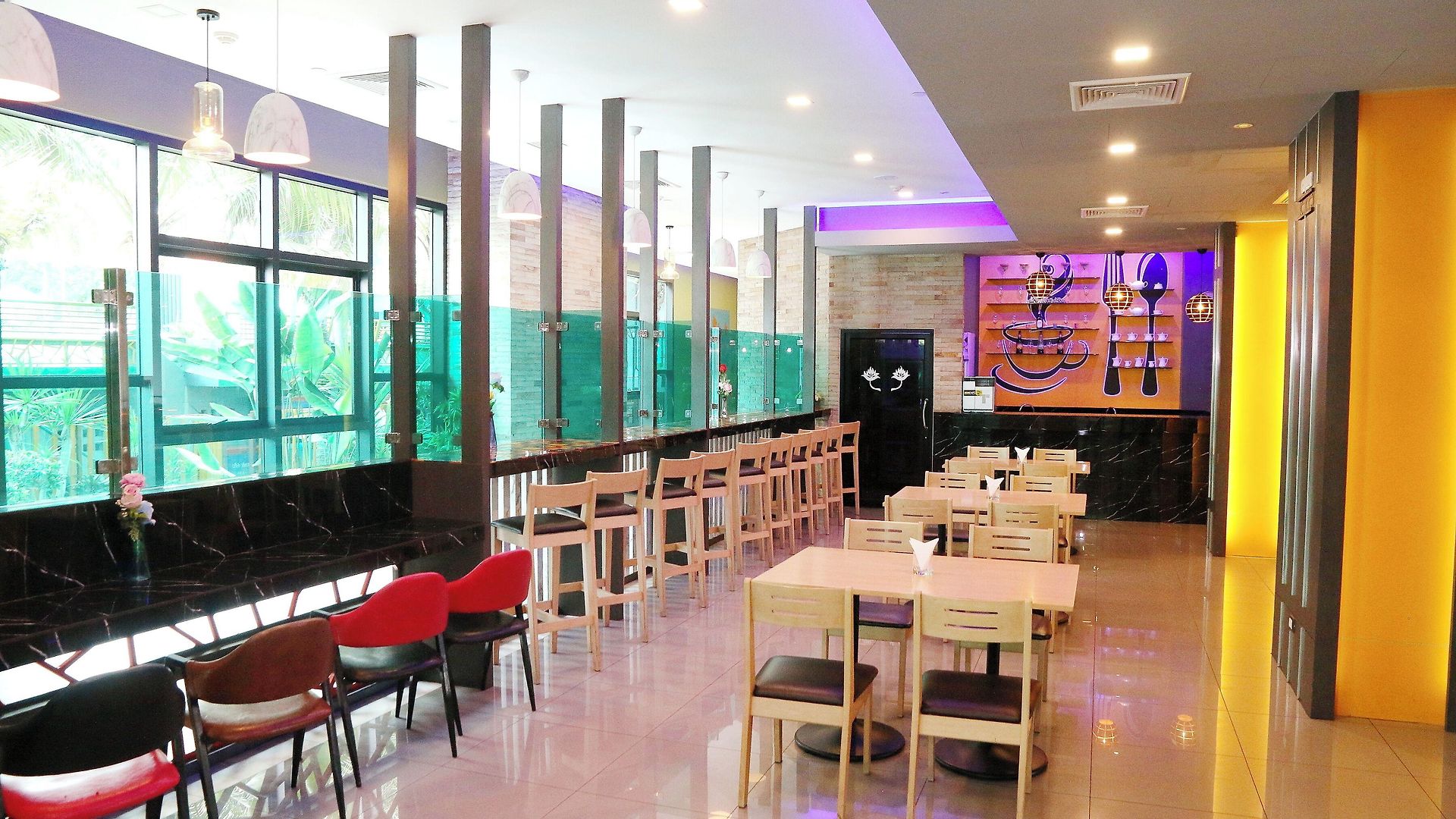 Hotel Arthitaya Nature & Lakkhana Poolside Pattaya