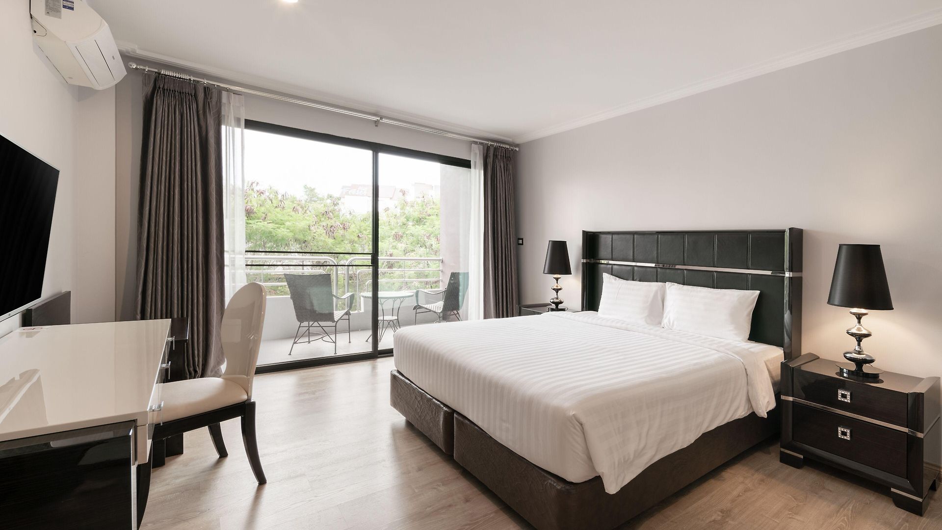 Sirin Exclusive And 4* Pattaya