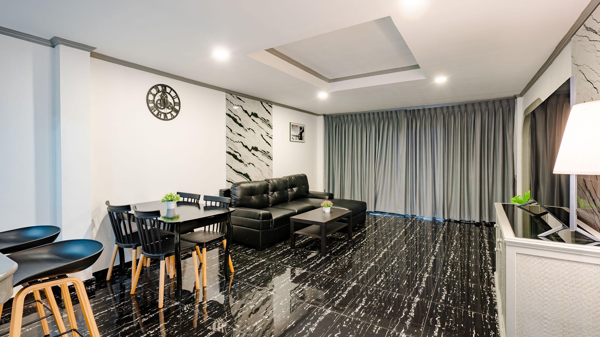 Del Mar โรงแรม Pattaya