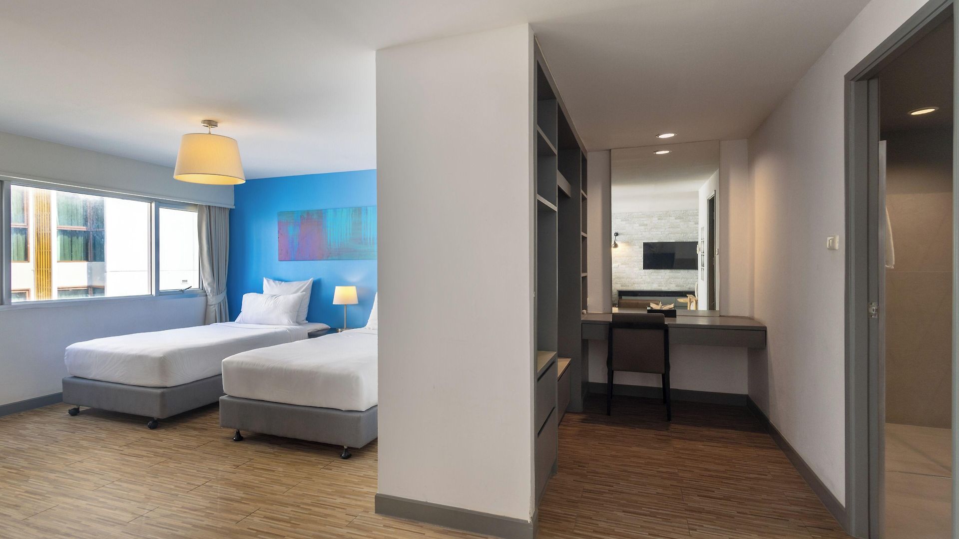 Journeyhub Hotel 4*