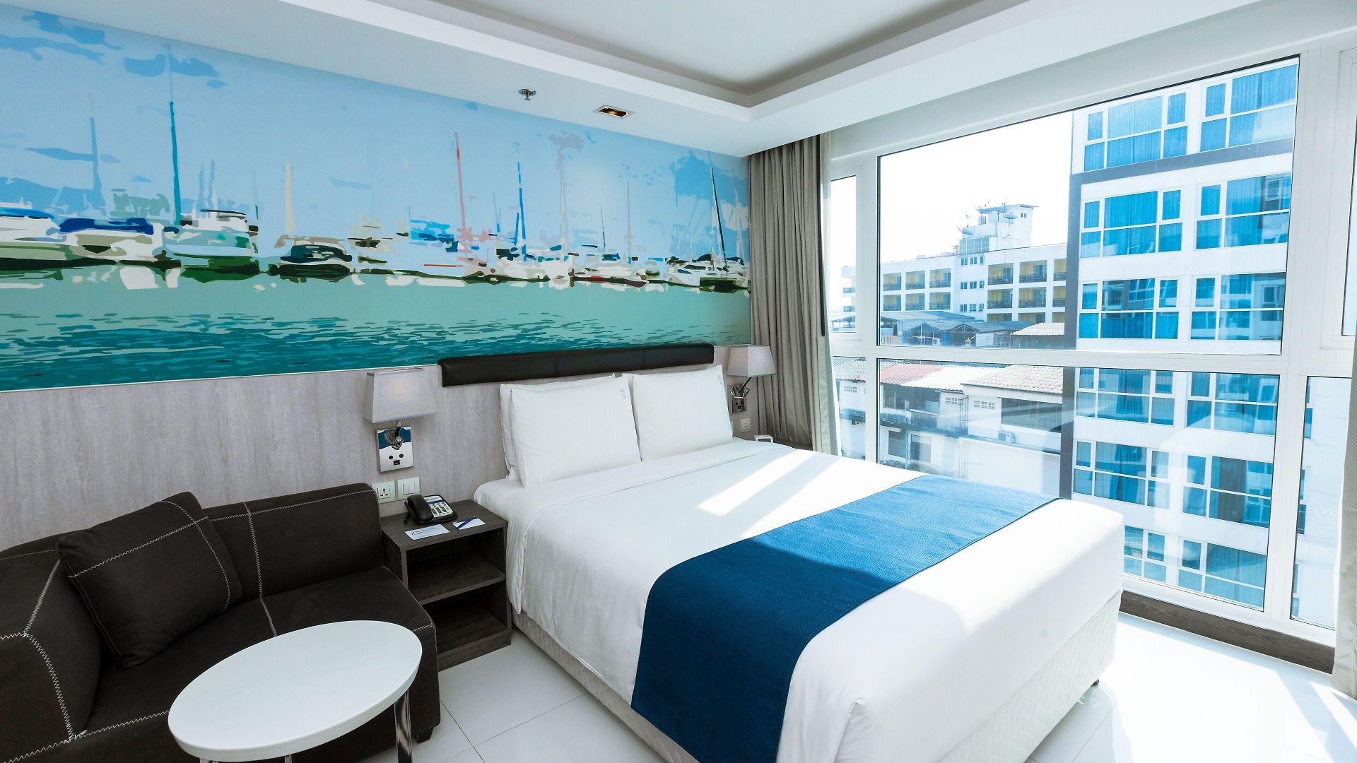 Express By Ihg 4*