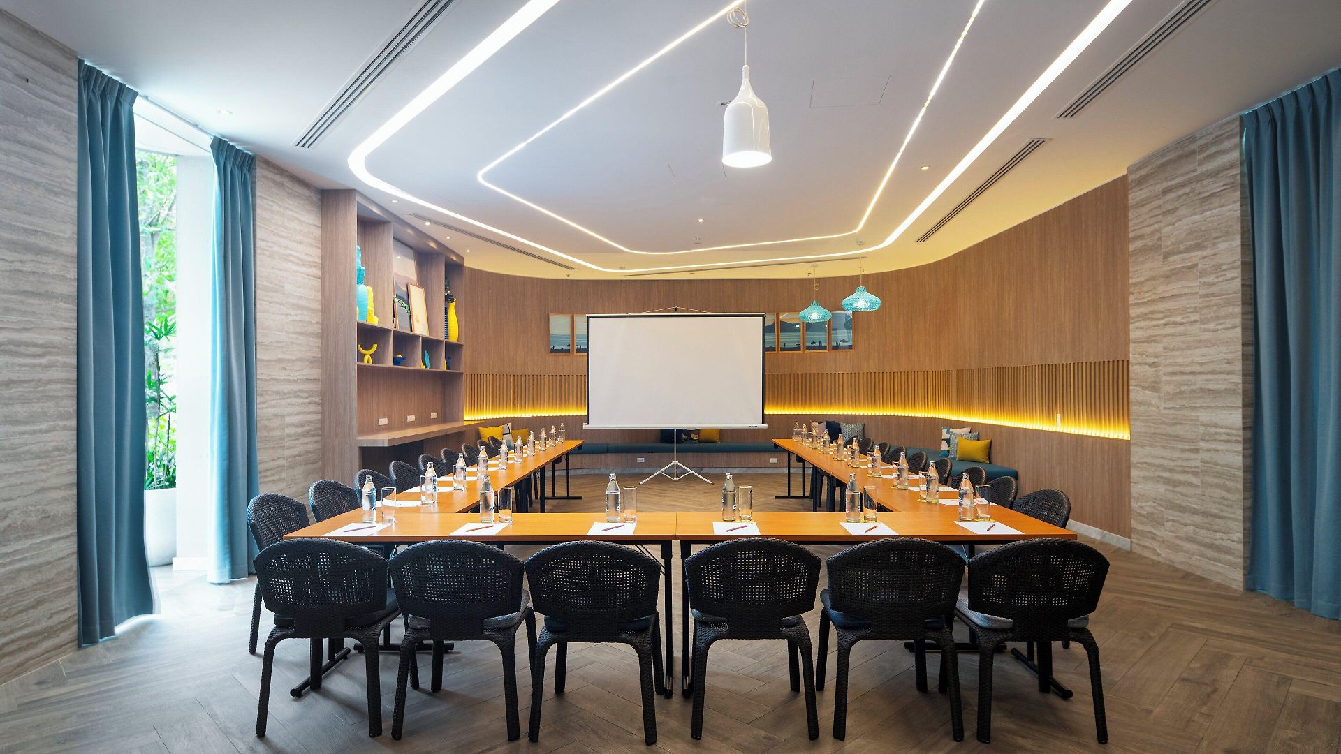 โรงแรม Ozo North