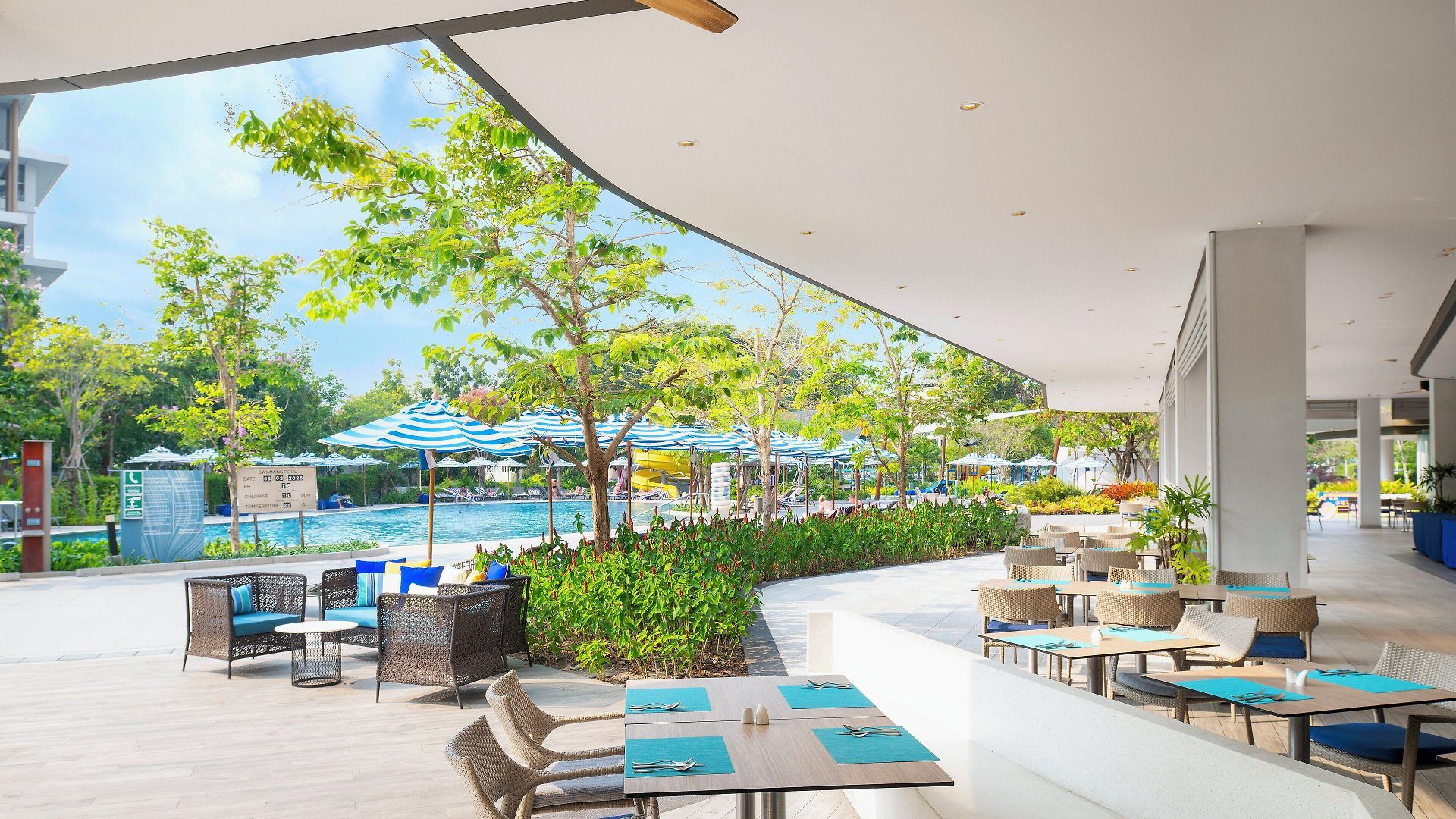 Ozo North โรงแรม