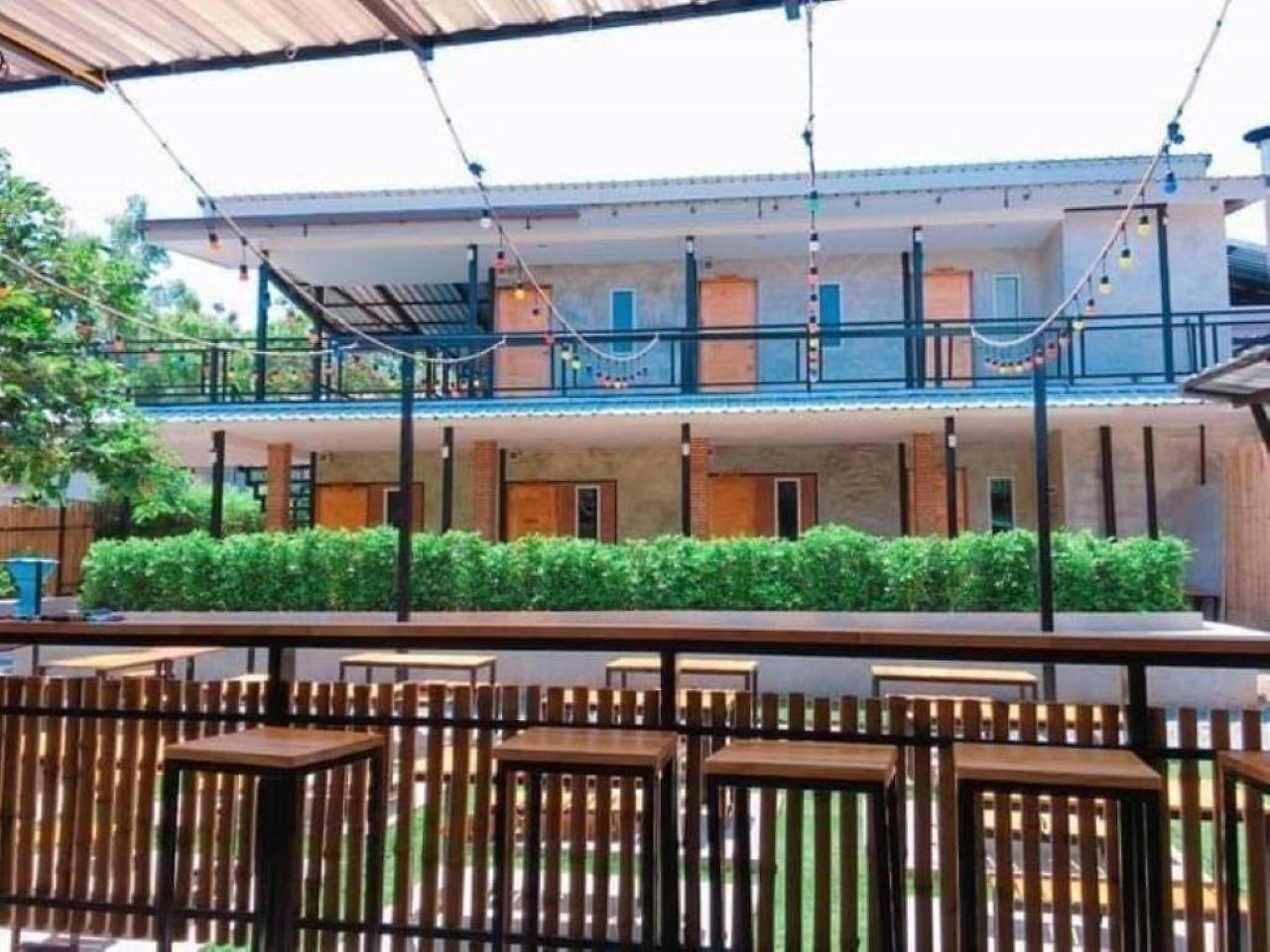Hotel Rakchayanin Koh Larn 3*