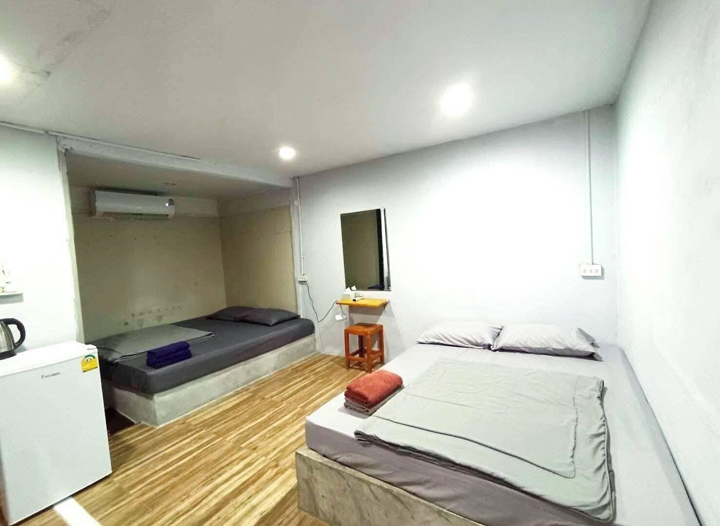 Rakchayanin Koh Larn Hotel