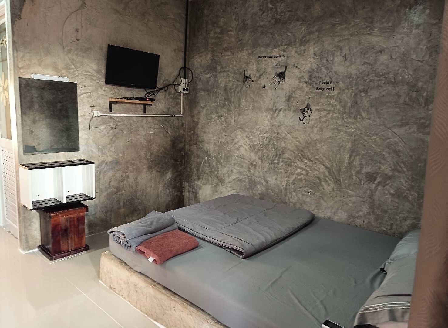 Hotel Rakchayanin Koh Larn