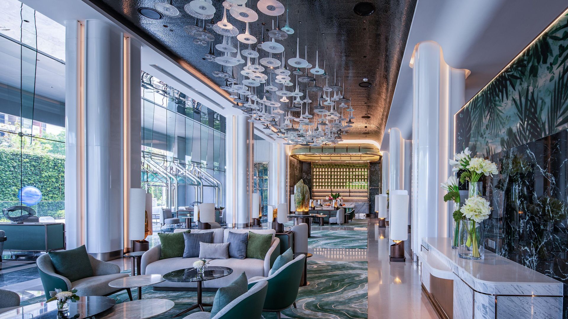 แกรนด์ เซนเตอร์ พอยต์ สเปซ พัทยา โรงแรม 5*