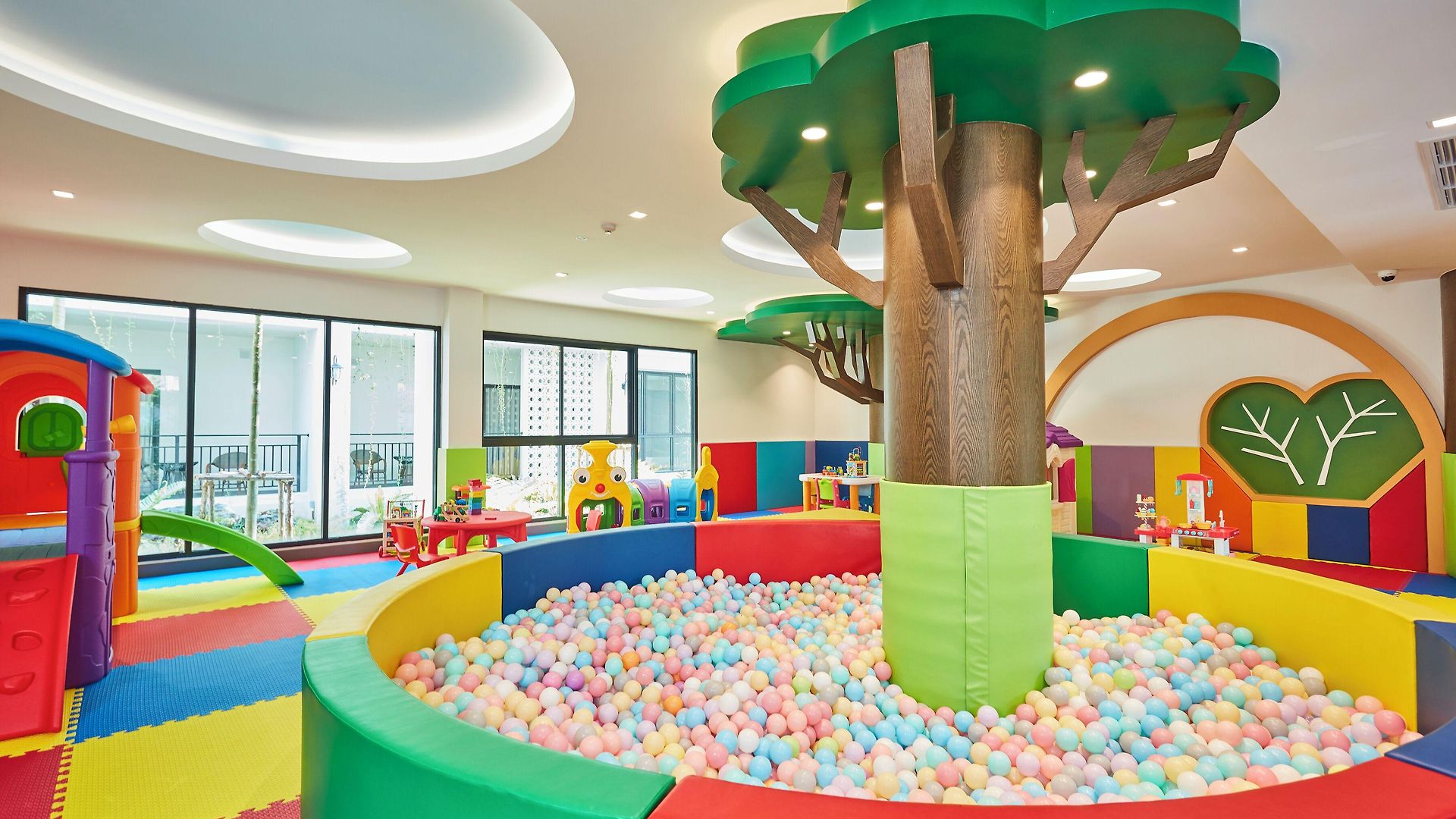 โรงแรม Health Land & 5*