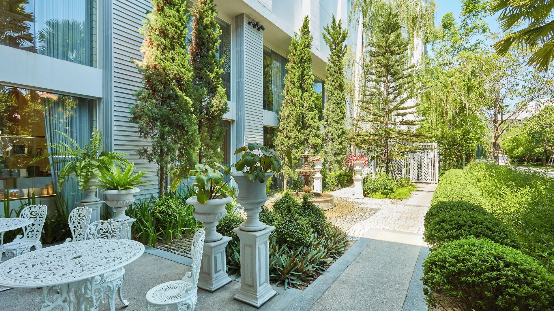 โรงแรม Health Land &