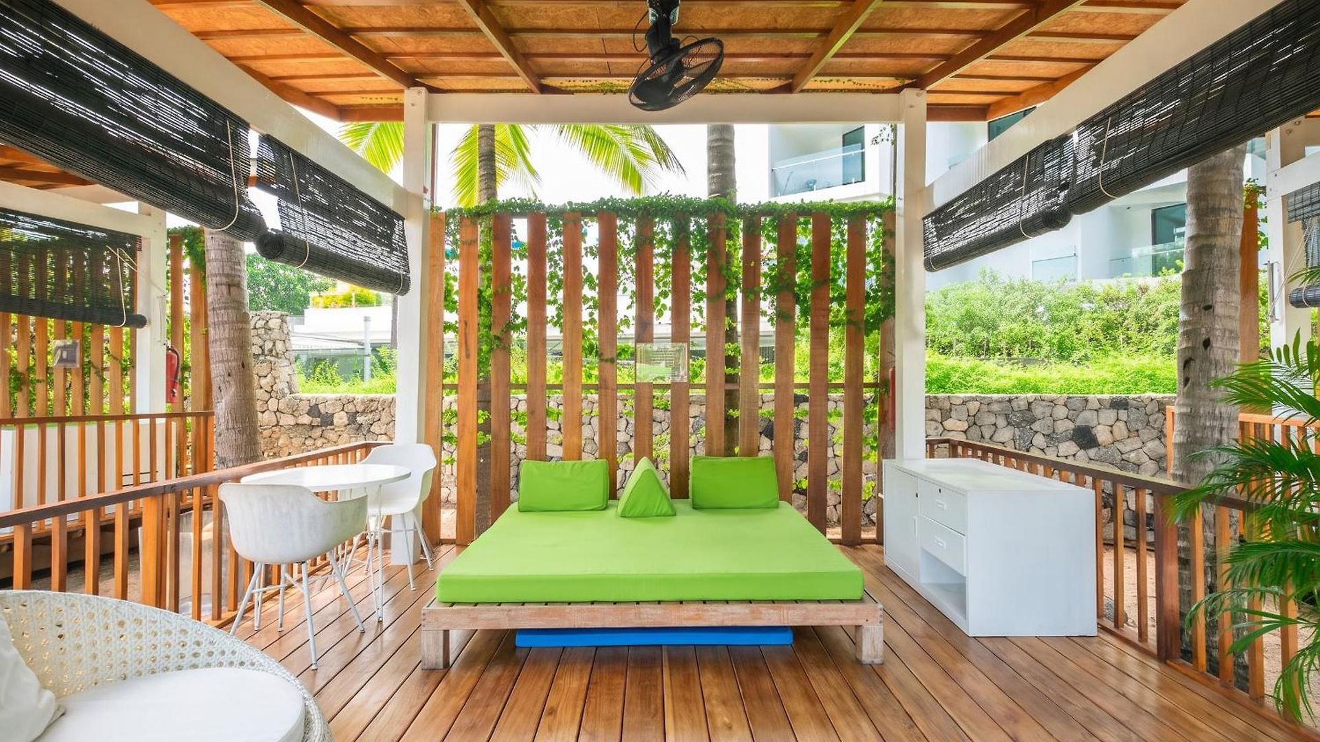 Hard Rock (adults Only) Pattaya