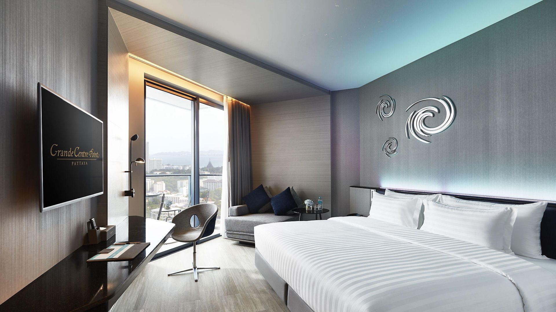 โรงแรม Grande Centre Point