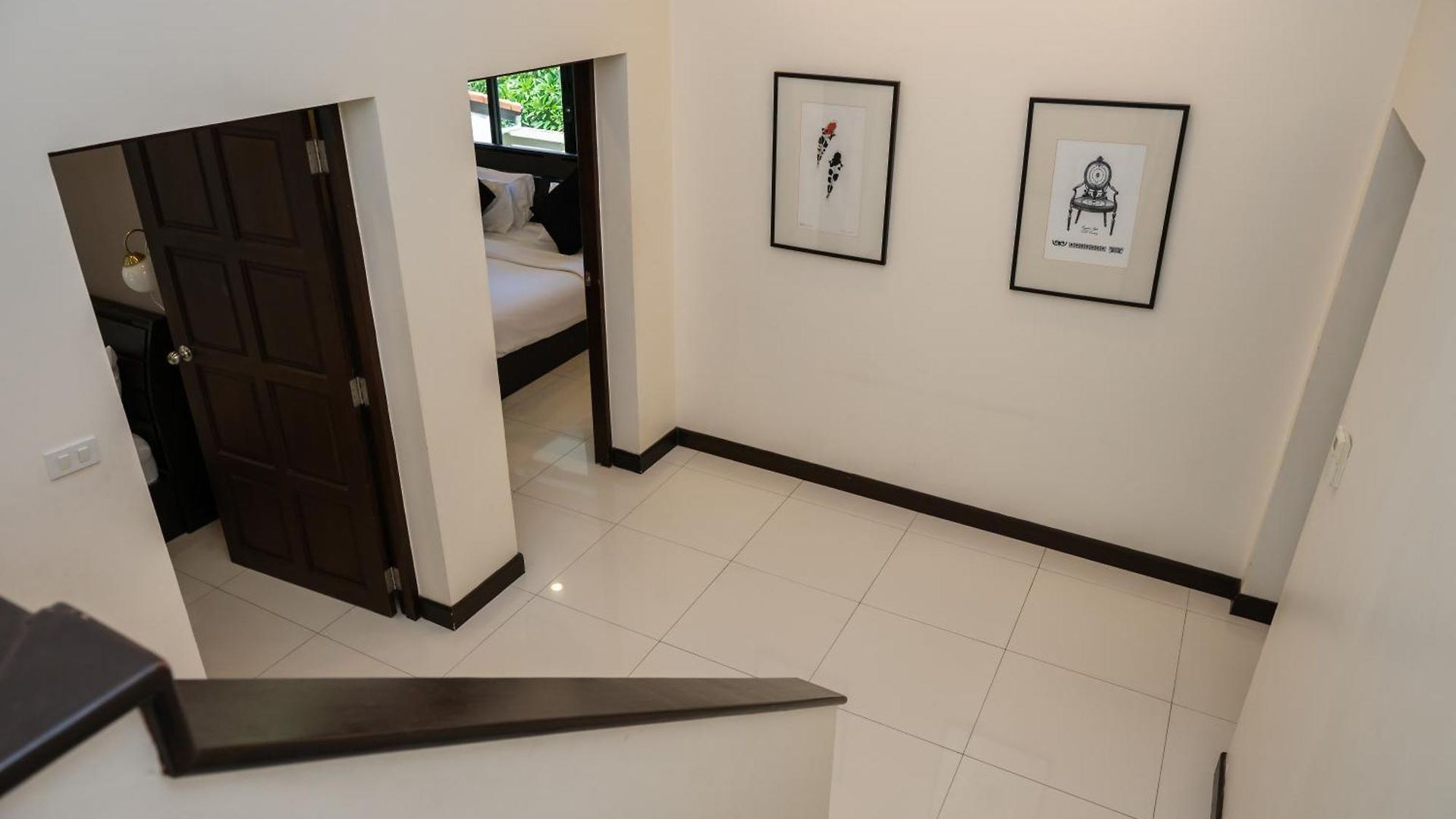 Villa Luxury Pool 4 Bedroom 900m 1.5 Km Downtown *