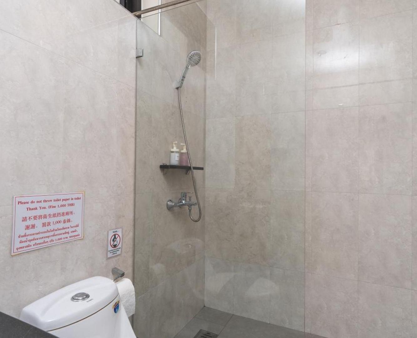 Luxury Pool 4 Bedroom 900m 1.5 Km Downtown Villa *