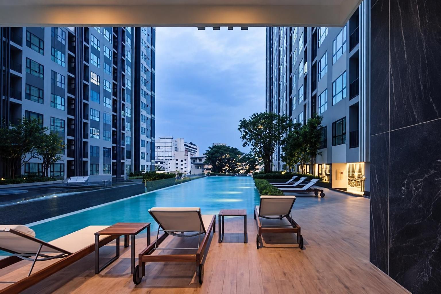 The Base Sea View อพาร์ทเม้น *