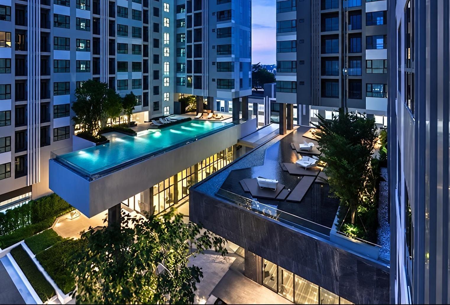 อพาร์ทเม้น The Base Sea View