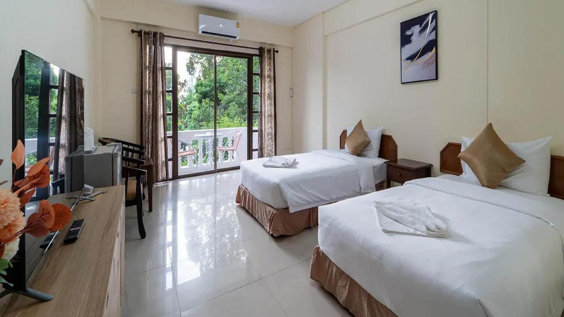 Hillside Hotel Pattaya