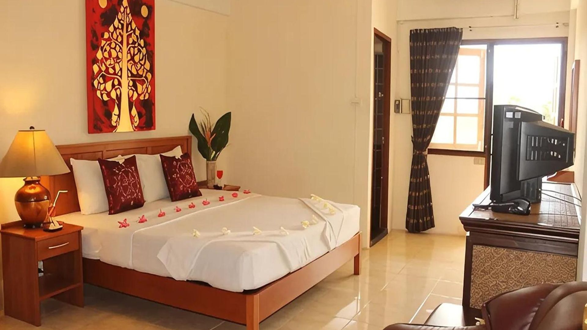 Hillside Hotel 3*
