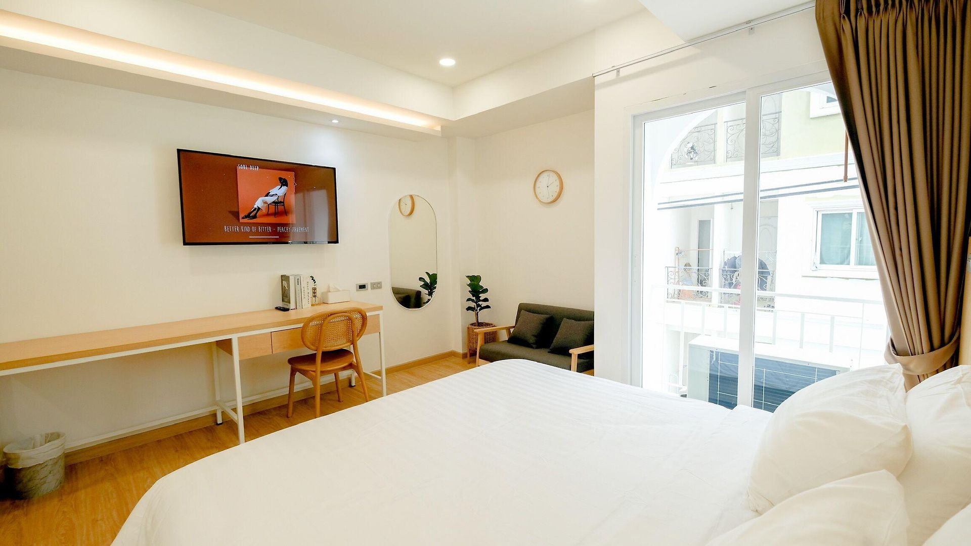 The Tung Hotel