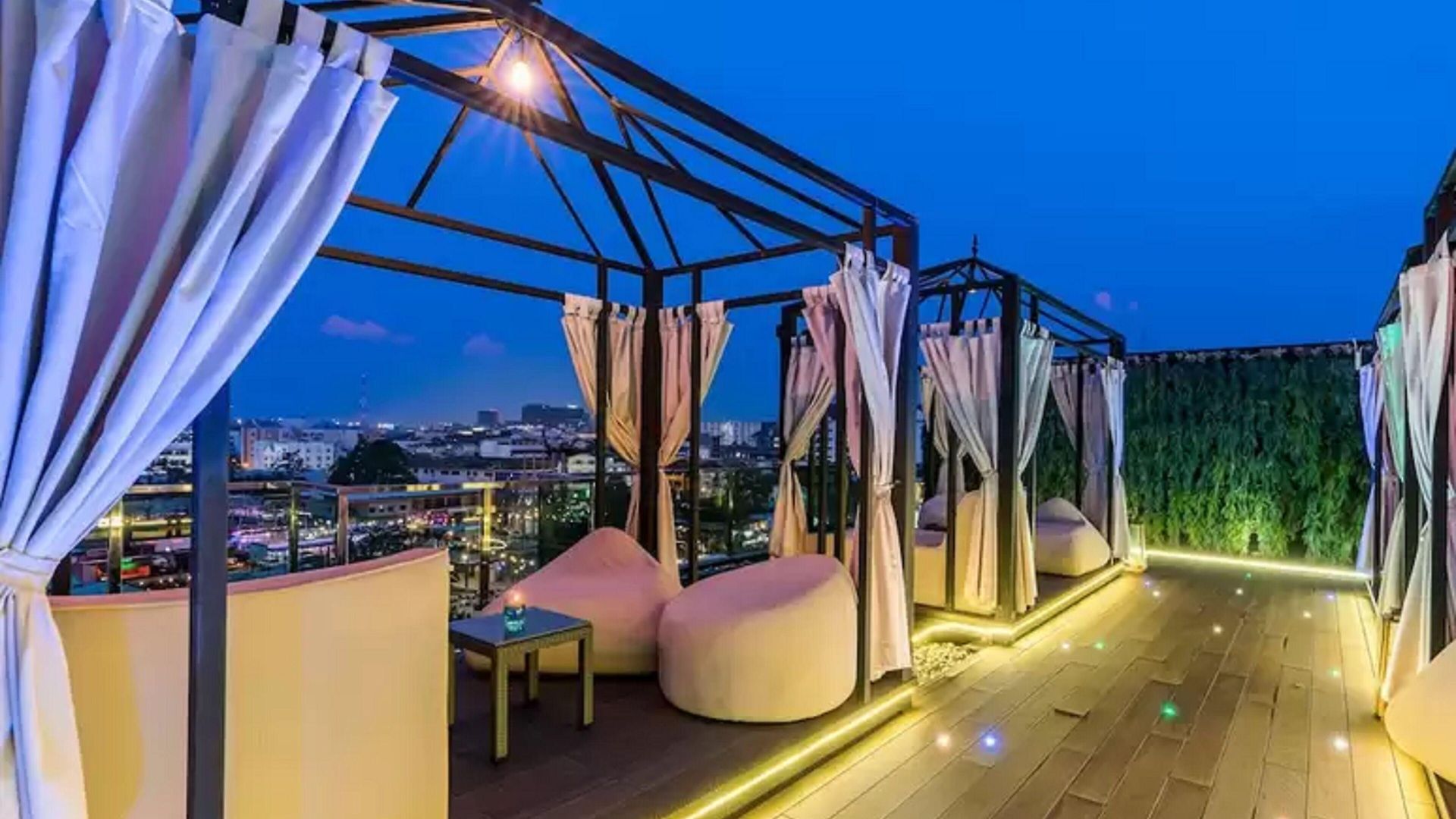 โรงแรม โรงแรมแอคควา Pattaya