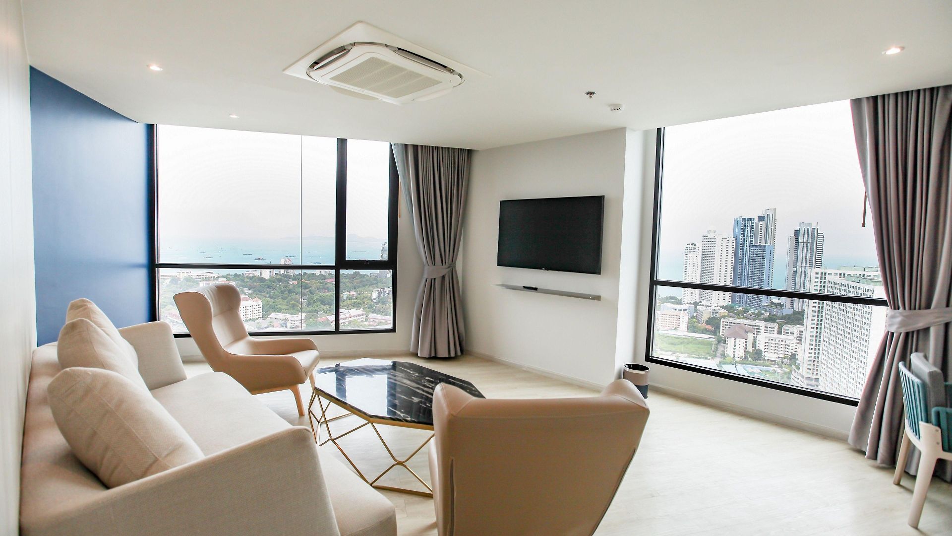 Hotel Brighton Grand & Convention 5*