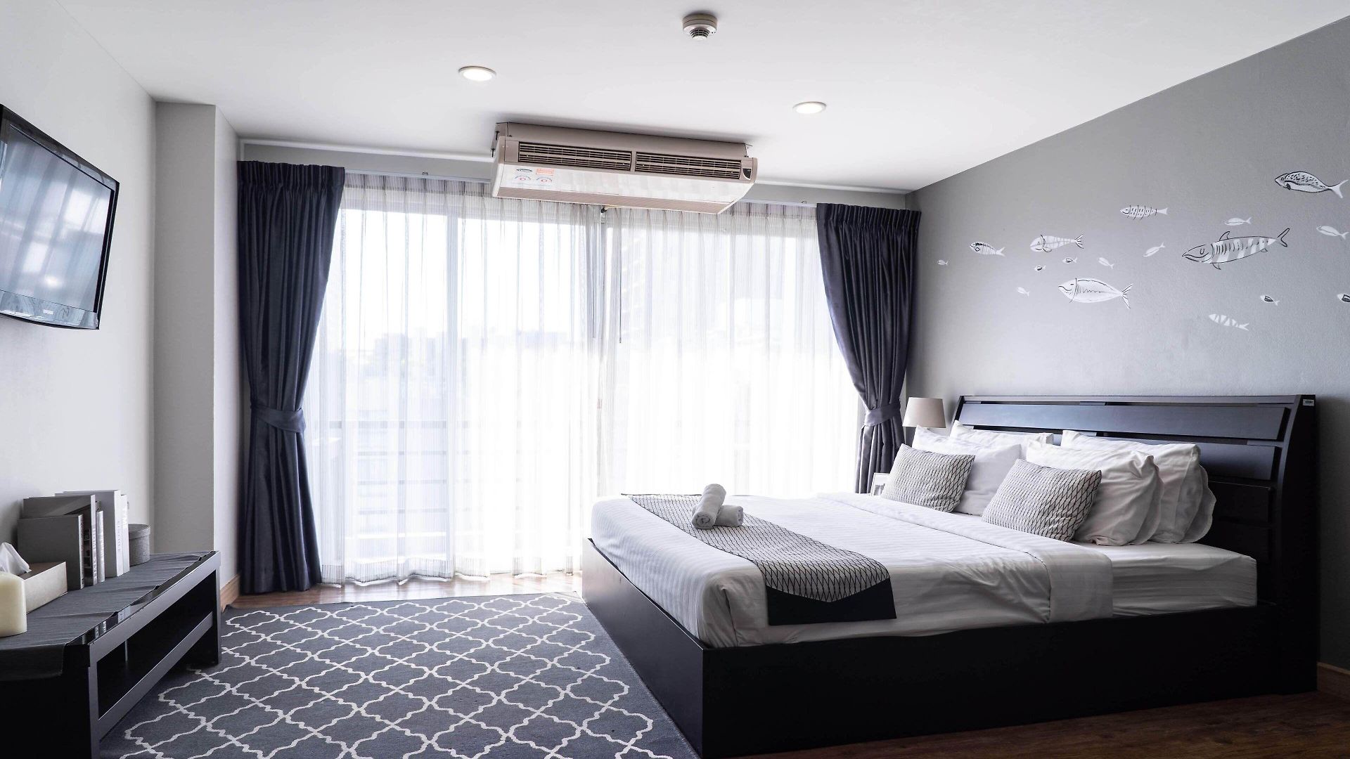 โรงแรม เพลิน เพลซ เรสซิเดนซ์