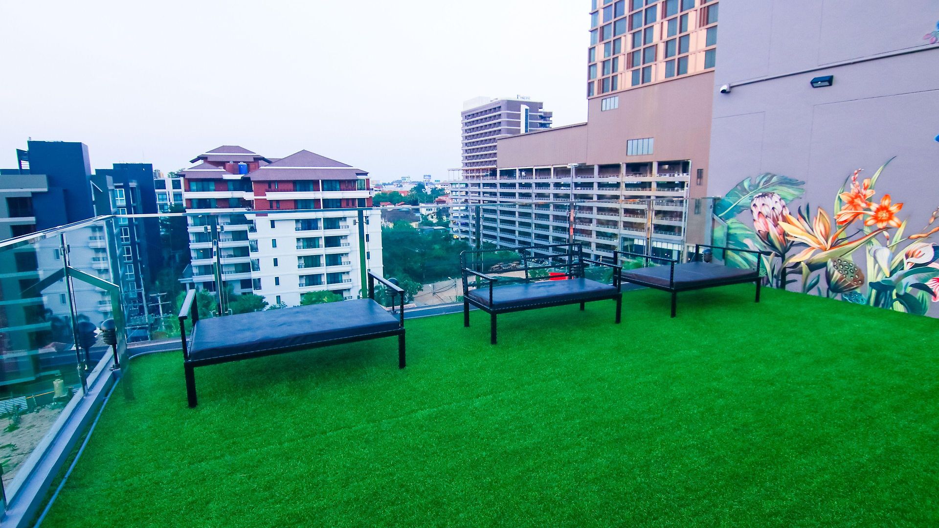 โรงแรม Levana - Sha Extra 3*