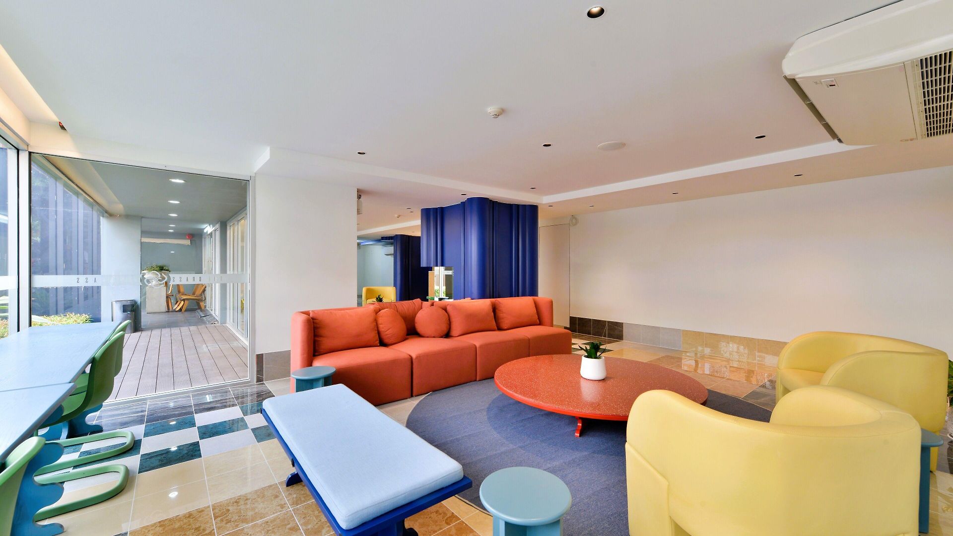 The Grass Serviced โรงแรม 4*